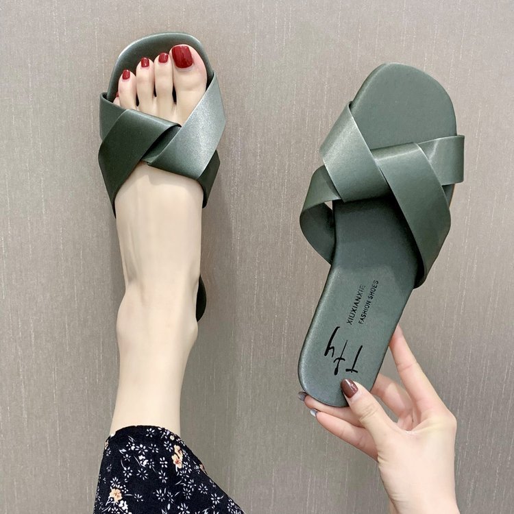 Summer's new cross-shaped slippers, flat-bottomed casual one-shoulder flip-flops, soft-soled Korean-style simple cool flip-flops, waterproof plain color for outerwear details Picture