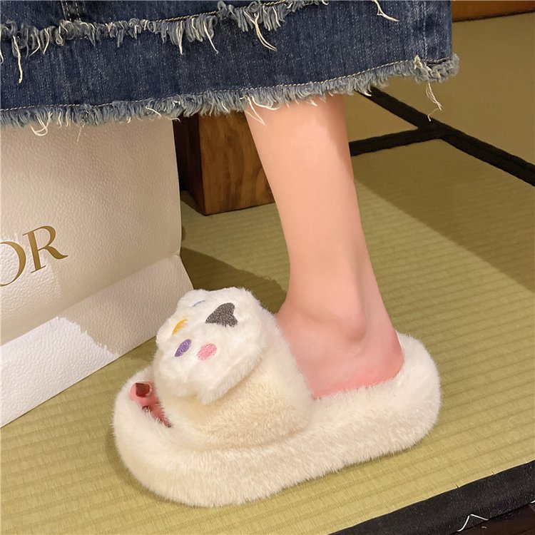 2025 New stylish and casual Korean-style cute cat paw, girlish heart, fluffy and creamy, height-increasing thick-soled one-shoulder slippers Application Scenario