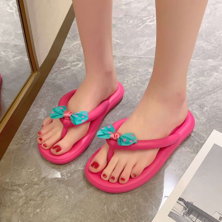 The 2025 summer new ins trend slip-on slippers EVA super soft flat flip-flops are versatile for women both inside and out Specification drawing
