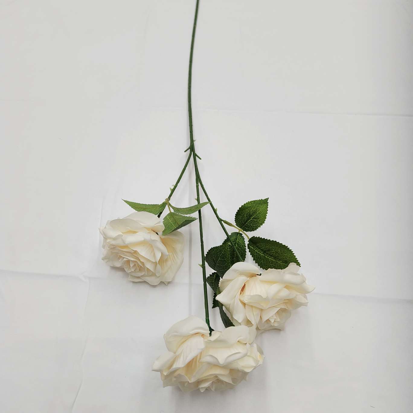 Three tall rose poles, office culture simulation garden, rose pole, torch, carnival night guide, electroplated rose, crocheted bouquet decoration detail image 7