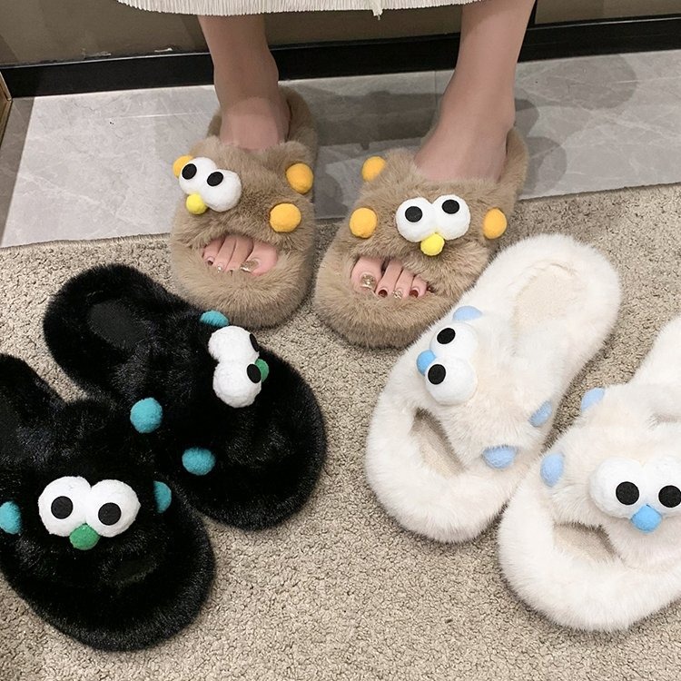2025 New winter cute cartoon thick-soled woolen slippers for women, crossover, niche design, girlish cotton slippers Application Scenario