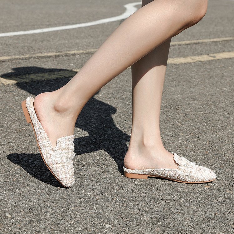New women's slippers for Spring/Summer 2025, flat-bottomed, half-toe, Korean-style casual plus-size women's shoes Application Scenario