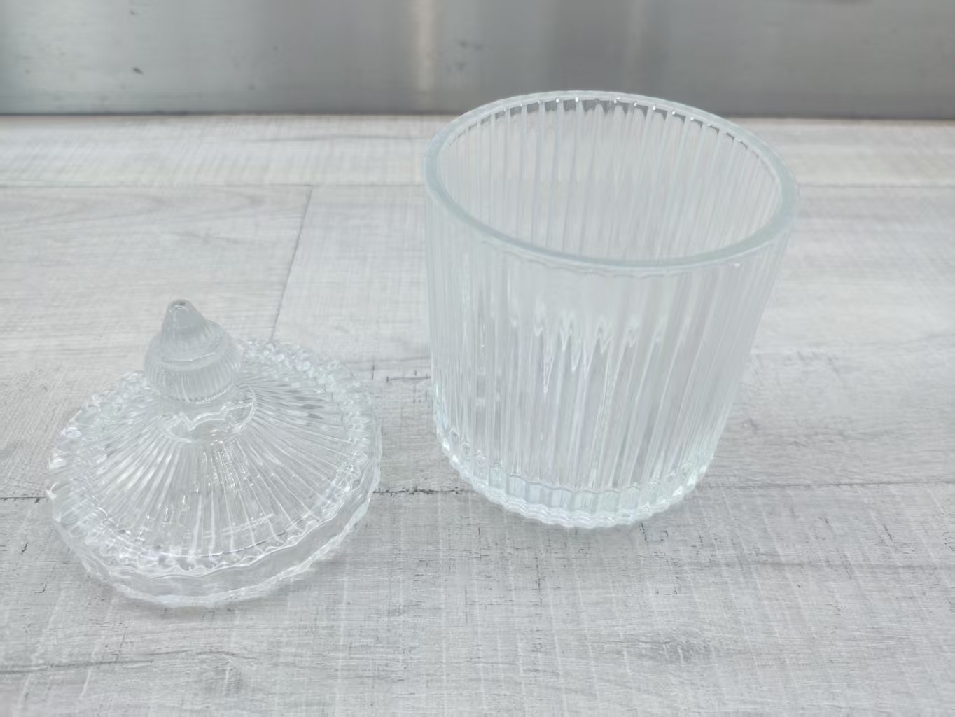 玻璃罩/花瓶/玻璃瓶/琉璃佛像/玻璃制品白底实物图