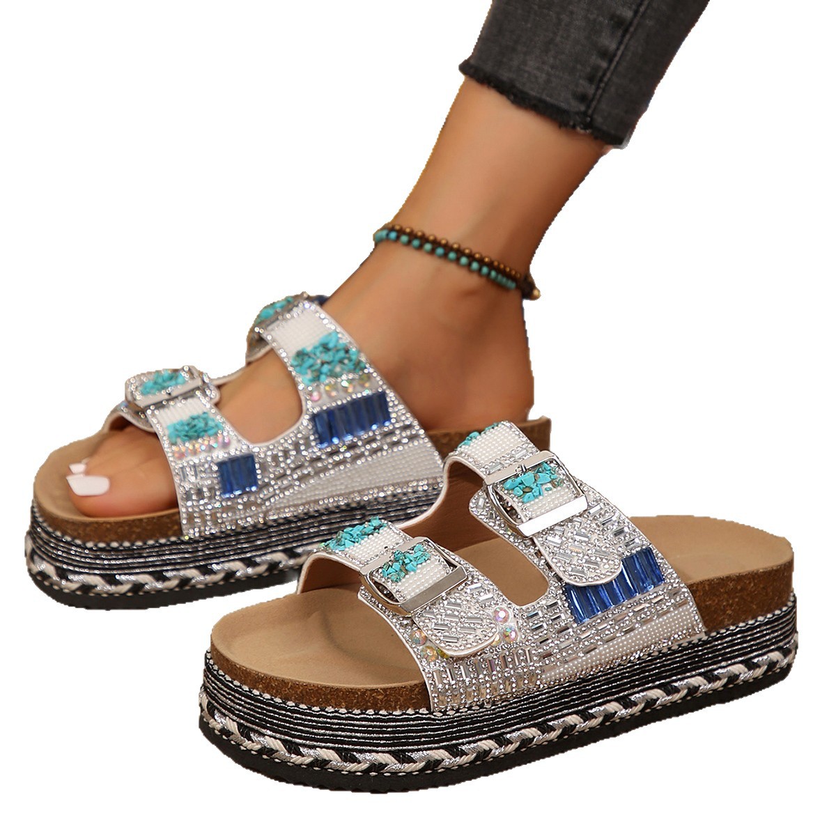 ins International Station's new thick-soled metal buckle rhinestone beach slippers and plus-size women's shoes for home wear Item Picture