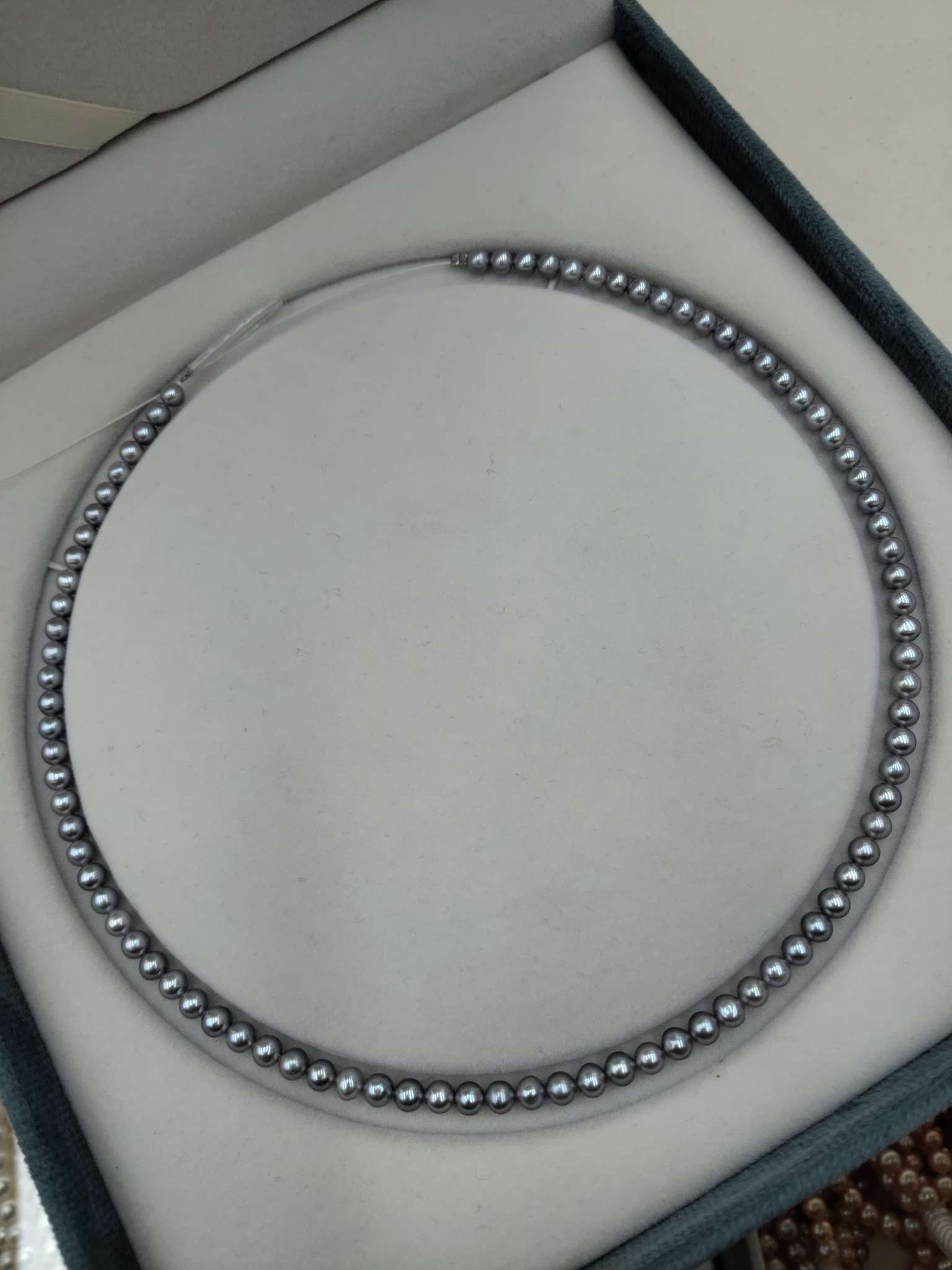 4-5mm natural freshwater pearl imitation seawater real hemp necklace, simple, fashionable and elegant millet pearl style Application Scenario