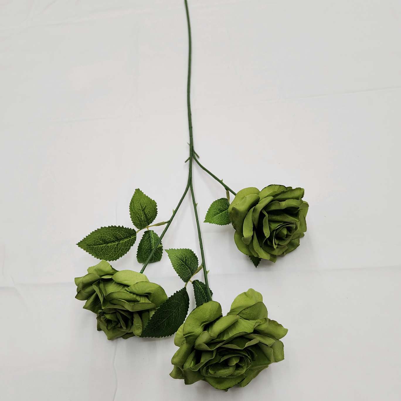 Three tall rose poles, office culture simulation garden, rose pole, torch, carnival night guide, electroplated rose, crocheted bouquet decoration detail image 2