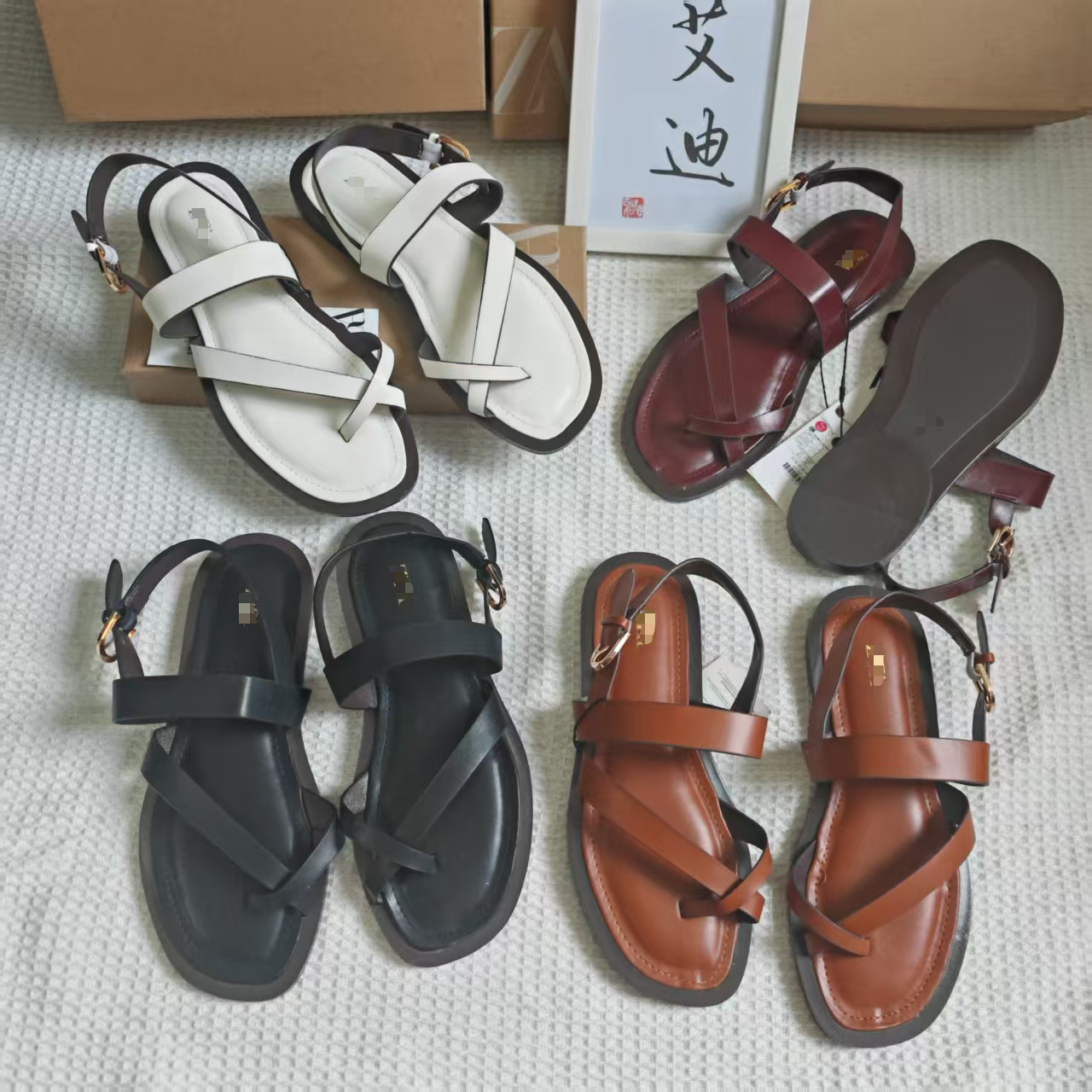 Eddie's new ZA flat shoes, Roman sandals with toe clips, and flip-flops sandal are available for wholesale details Picture