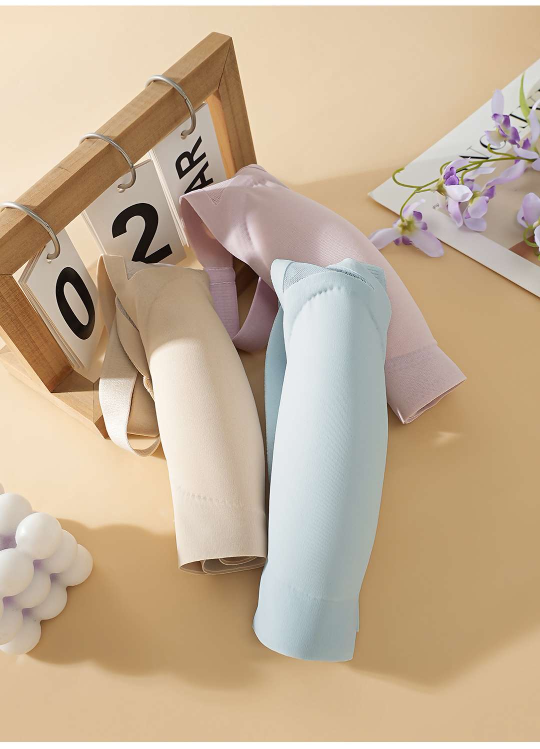 Underwear Ice Silk seamless nude feel Ice silk three-row button underwear detail image 8