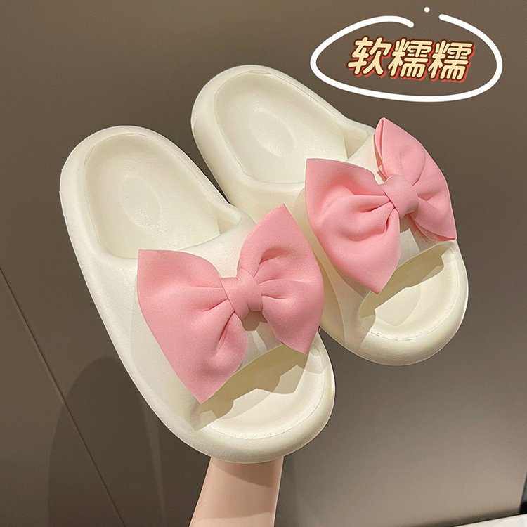 2025 New style of summer cute cartoon indoor home anti-slip eva flip-flops with a feeling of stepping on feces full figure