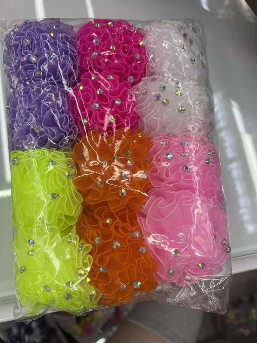 点钻绸花，美观时尚