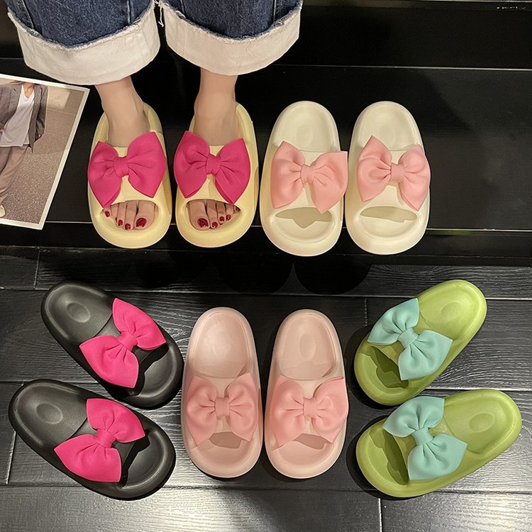 2025 New style of summer cute cartoon indoor home anti-slip eva flip-flops with a feeling of stepping on feces details Picture