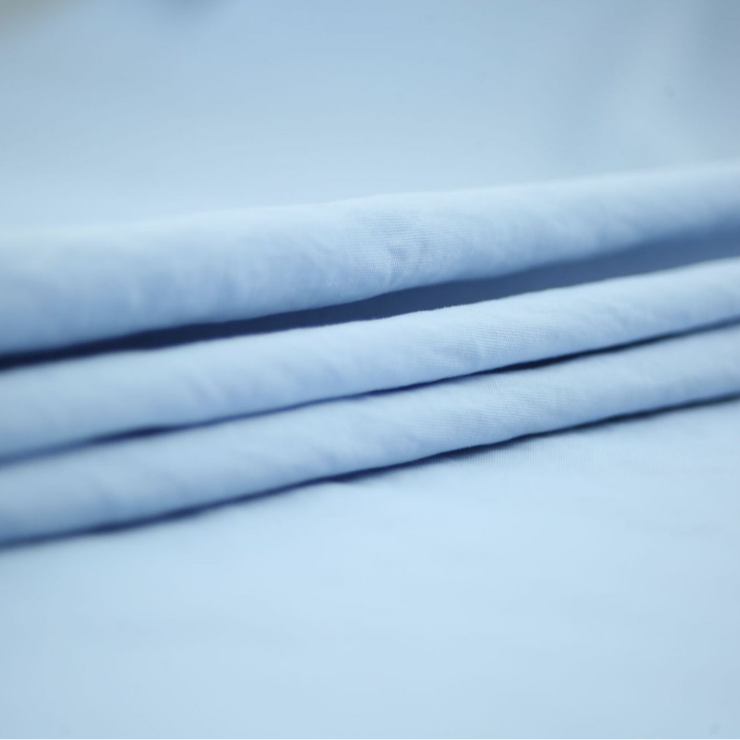 228T matte nylon Taslon waterproof fabric available in multiple colors, washable and sun-resistant outdoor workwear fabric Application Scenario