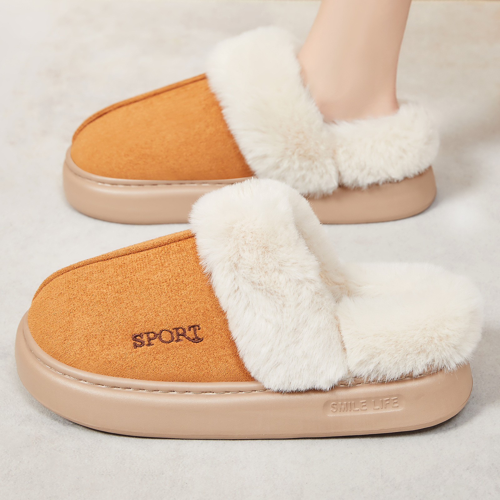New thick-soled cotton slippers for women, winter bestsellers, indoor home with added fleece and thickened warmth, wool slippers consignment full figure