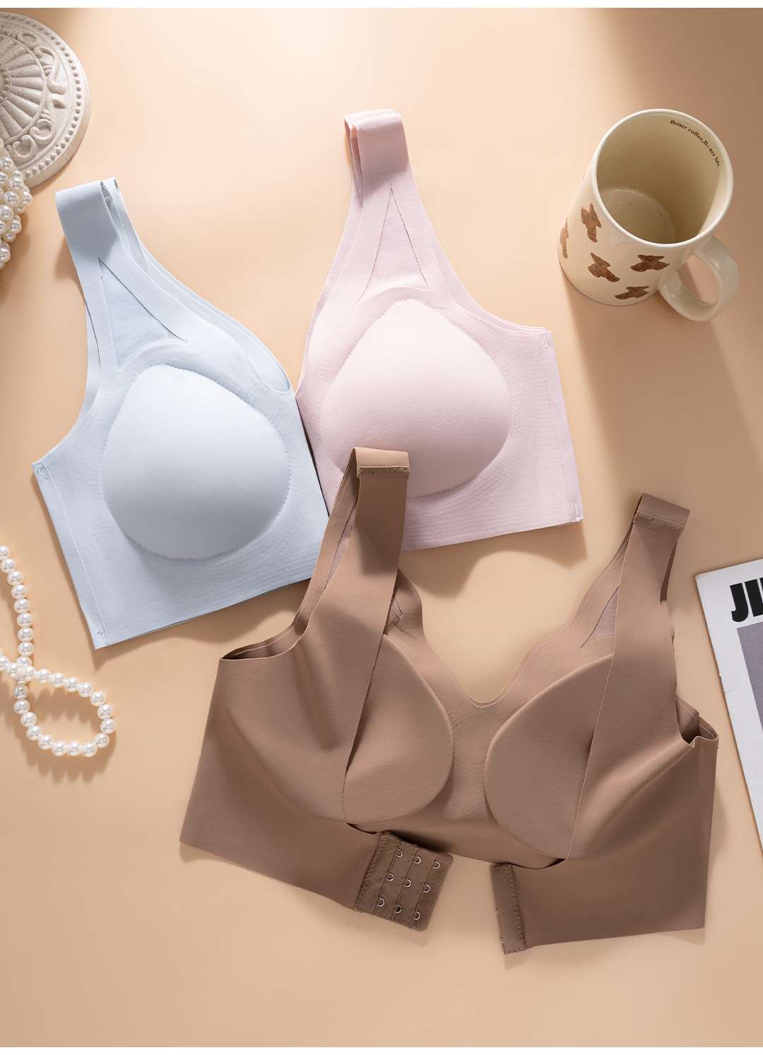 Three-row button ice silk underwear with seamless and nude feel Item Picture