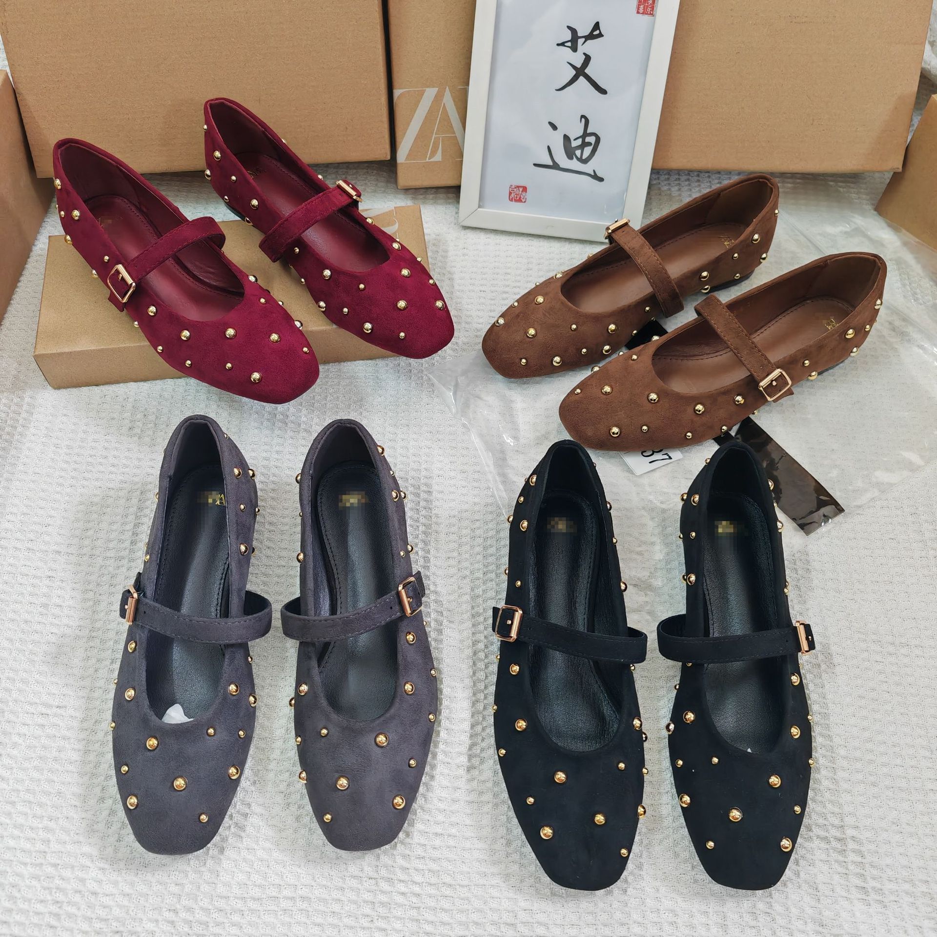 ZA's best-selling foreign trade shoes with riveted round toe, shallow mouth, flat bottom, low heel, women's one-shoulder belt buckle Mary Jane shoes in stock full figure