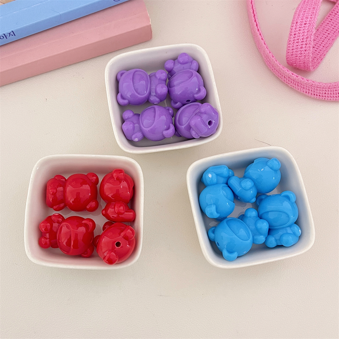 Cute mini acrylic bear doll beads, loose beads, DIY handcrafted beaded bracelet, keychain accessory Specification image