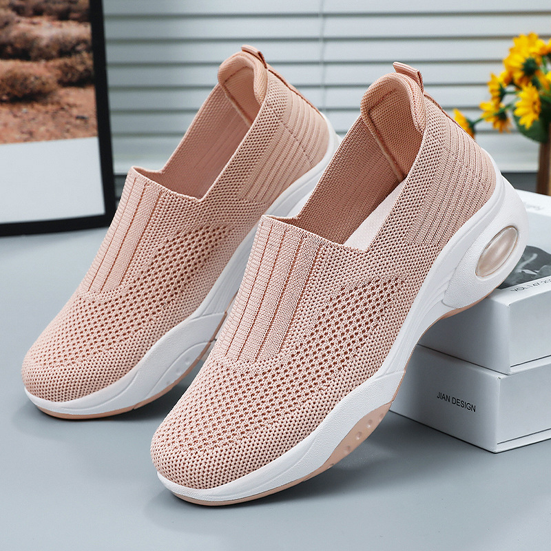 Women's Shoes 2025 Autumn new style one-piece large-sized flat casual sports shoes, women's breathable mesh shoes details Picture