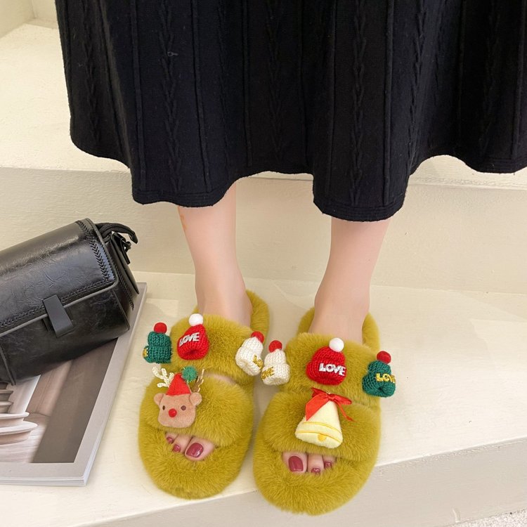 For the autumn and winter of 2025, there are some trendy thick-soled woolen slippers for women. They are versatile for Christmas and can be worn as a fluffy and fashionable one-word flip-flop Specification drawing
