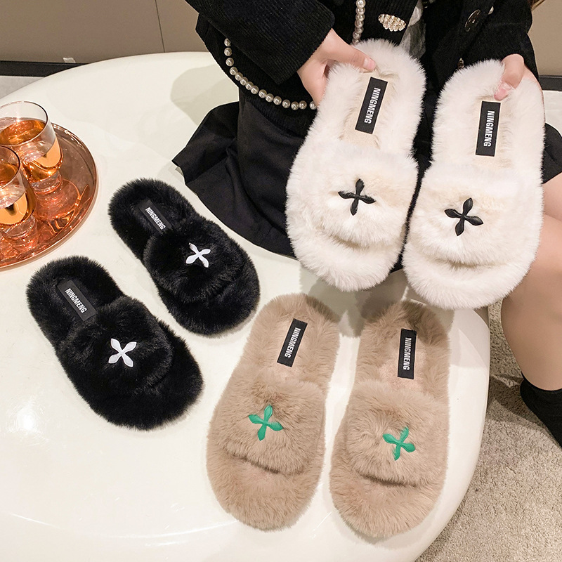 MAO MAO Slippers Women's autumn and winter outerwear rabbit fur 2025 New style Versatile four-leaf clover embroidered one-line home plush slippers full figure