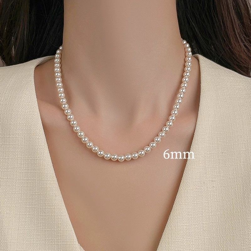 Shi Family Pearl Necklace, a high-quality imitation pearl necklace for the general public, with a light luxury design and a perfect round 2025 new style. It's a versatile bestseller detail image 3