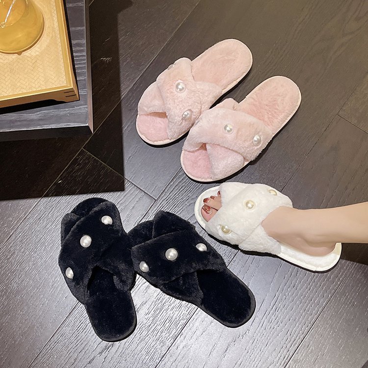 For the autumn and winter of 2025, there are simple flat-bottomed cross-shaped casual outerwear, one-shoulder cotton slippers with pearl simplicity Specification drawing