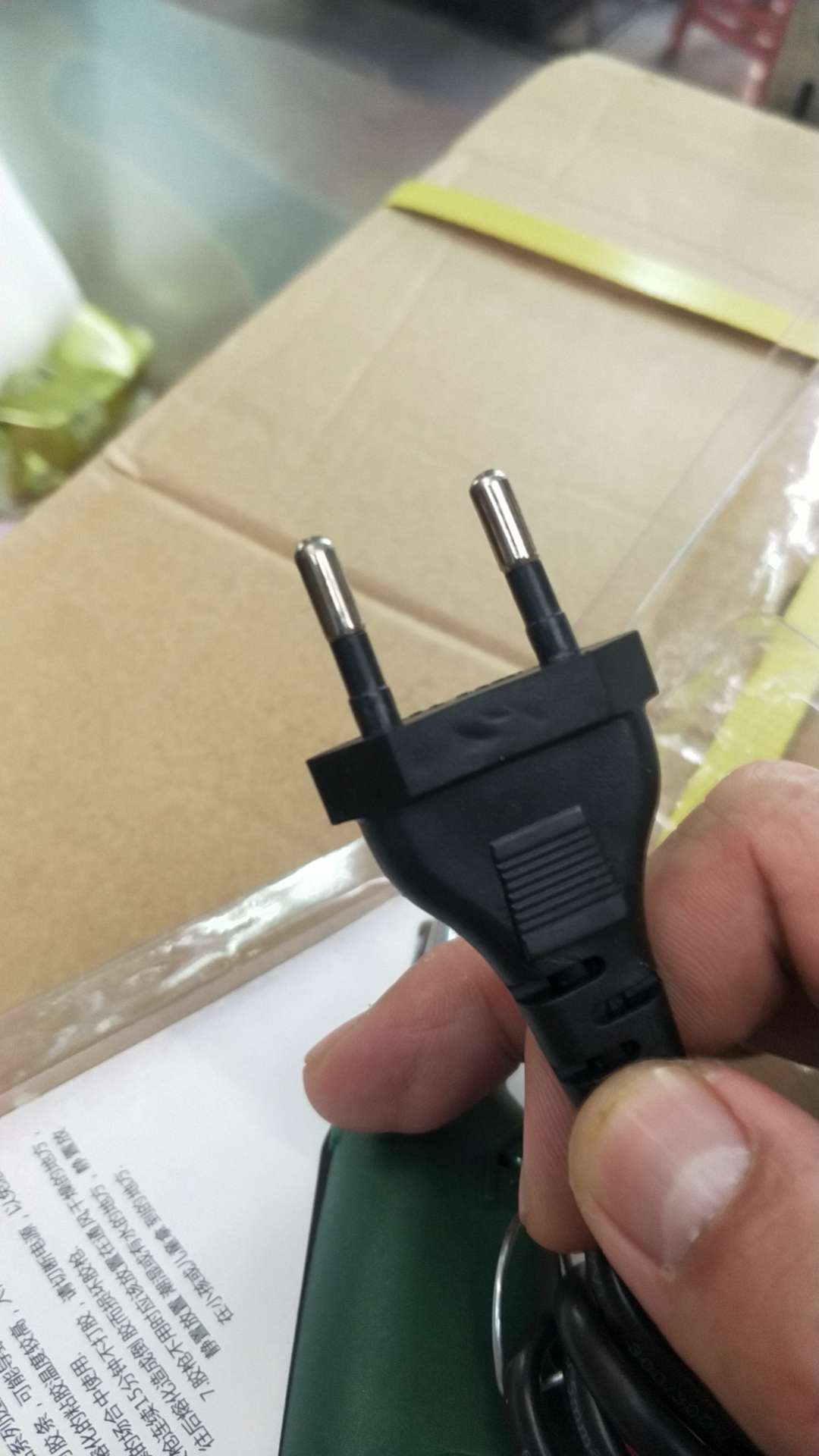 Hardware tools, pneumatic glue guns, hot melt guns, children's special smashing guns, CCB accessories, cement grouting guns, multi-functional maintenance supplies, hot melt guns, children Item Picture