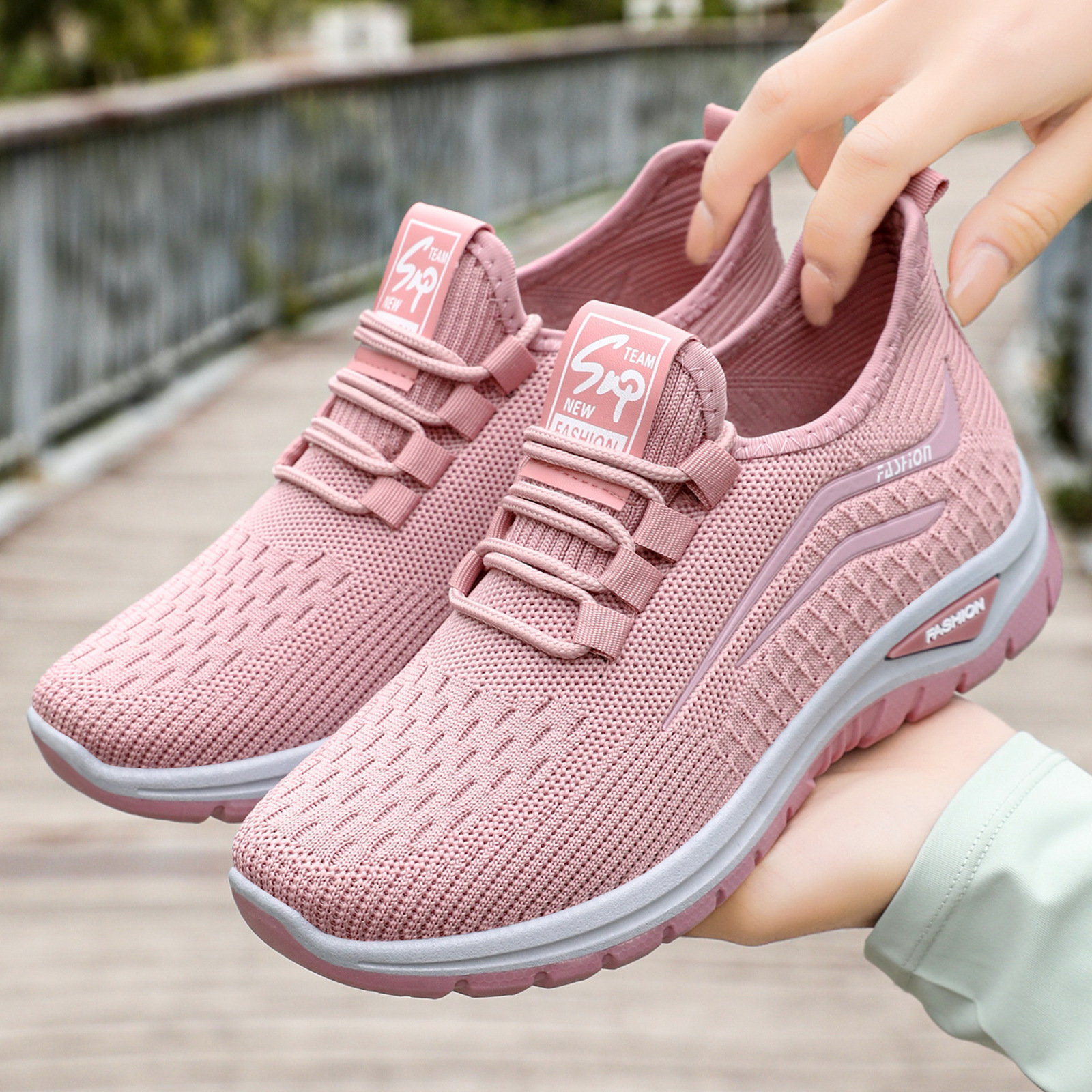 Women's summer breathable casual single shoes, cross-border woven lace-up women's shoes, soft-soled and non-tiring running shoes full figure