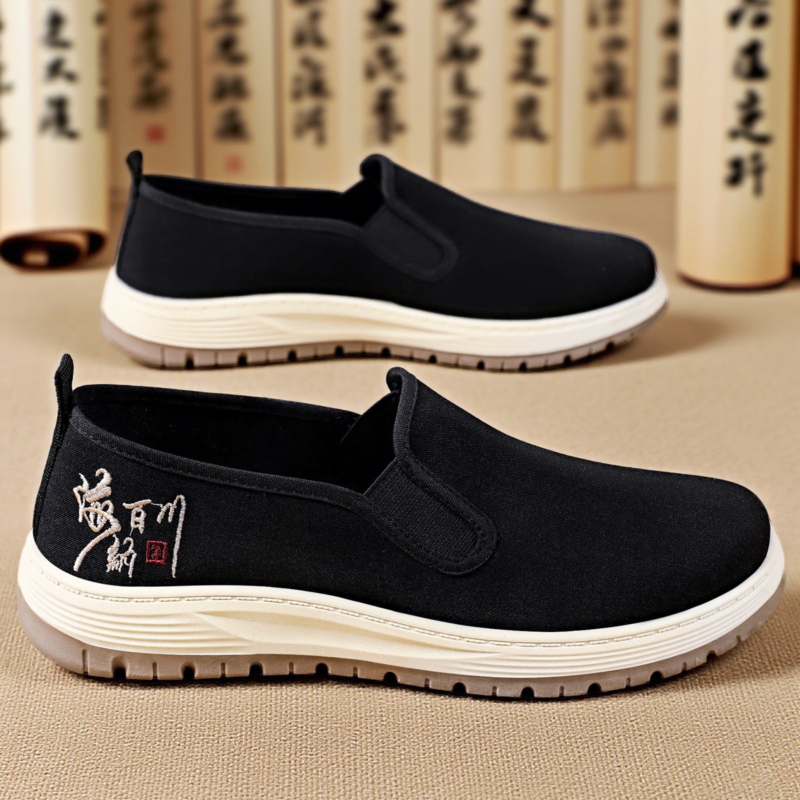 New men's shoes, casual shoes, old Beijing cloth shoes, shallow-mouthed comfortable board shoes, soft-soled single shoes, consignment full figure
