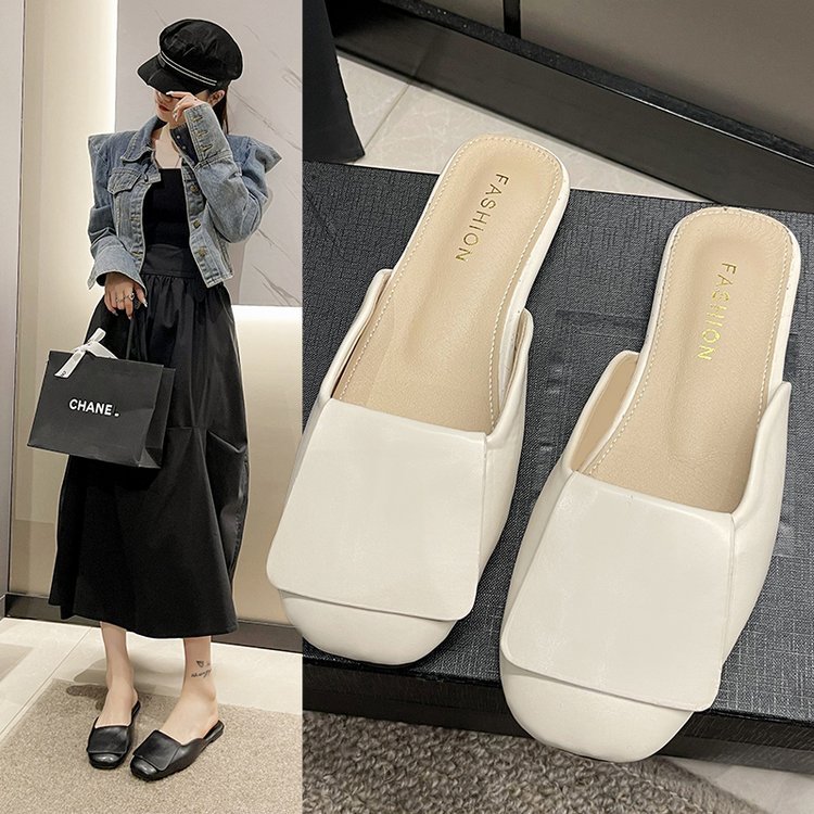 New Spring/Summer 2025 women's flip-flops with flat bottoms, fashionable, casual and elegant women's slippers full figure