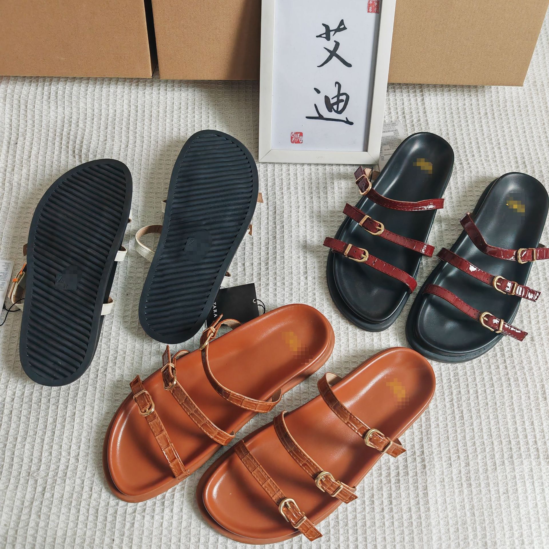 Factory wholesale ZA original order foreign trade new style shoes, three-button slippers, fashionable and versatile thick-soled sandals slippers details Picture