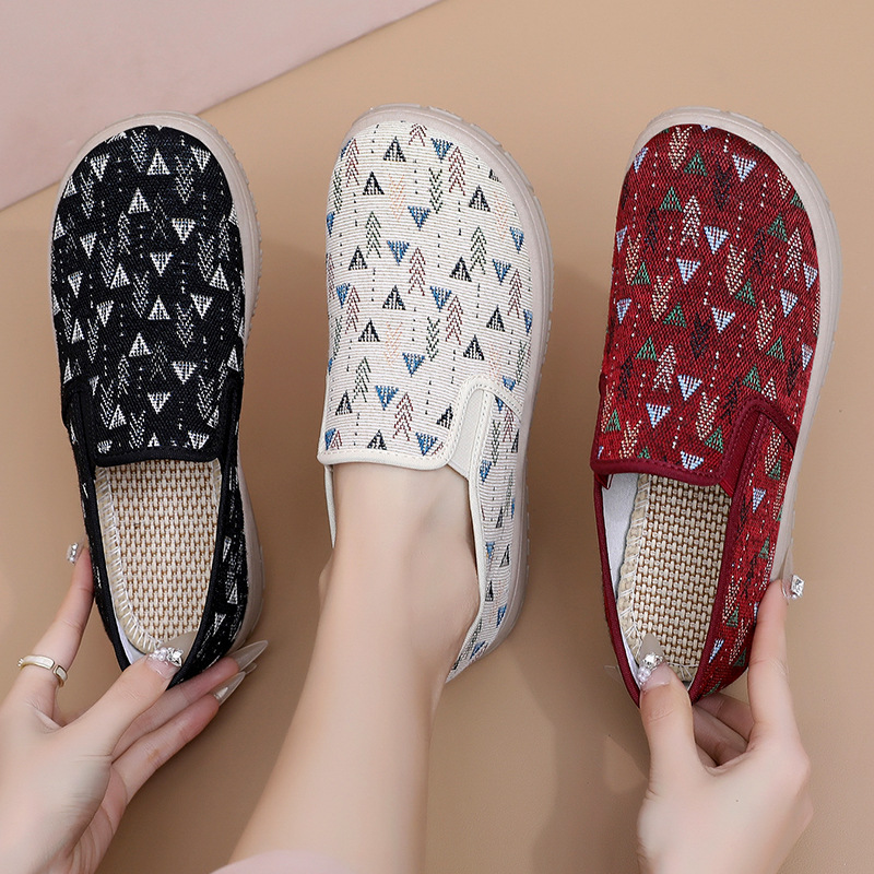 Shoe women's autumn new single shoe distribution: Breathable mom shoes, soft-soled and non-smelly casual shoes. Women can wear cloth shoes on one foot Specification drawing