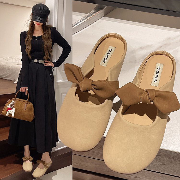 New women's half-slipper style for Spring and summer 2025, featuring a fairy-like flat sole with a toe cap and a soft sole with a bow full figure