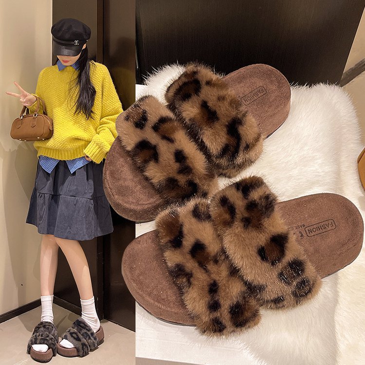 Autumn and winter thick-soled woolen shoes for women's outerwear, 2025 new retro thick-soled one-line cotton slipper leopard print details Picture