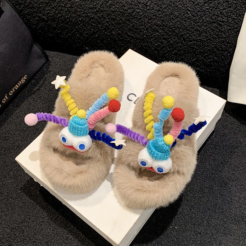 Funny belt-decorated furry slippers for women's outerwear 2025 autumn/Winter new home trend double-bar warm plush slippers Specification drawing