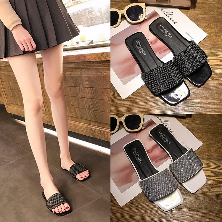 Flip-flops for women in summer, flat-bottomed fashionable rhinestone one-piece flip-flops, Korean version of foreign trade slipper, large-sized 41-42 cool flip-flops details Picture