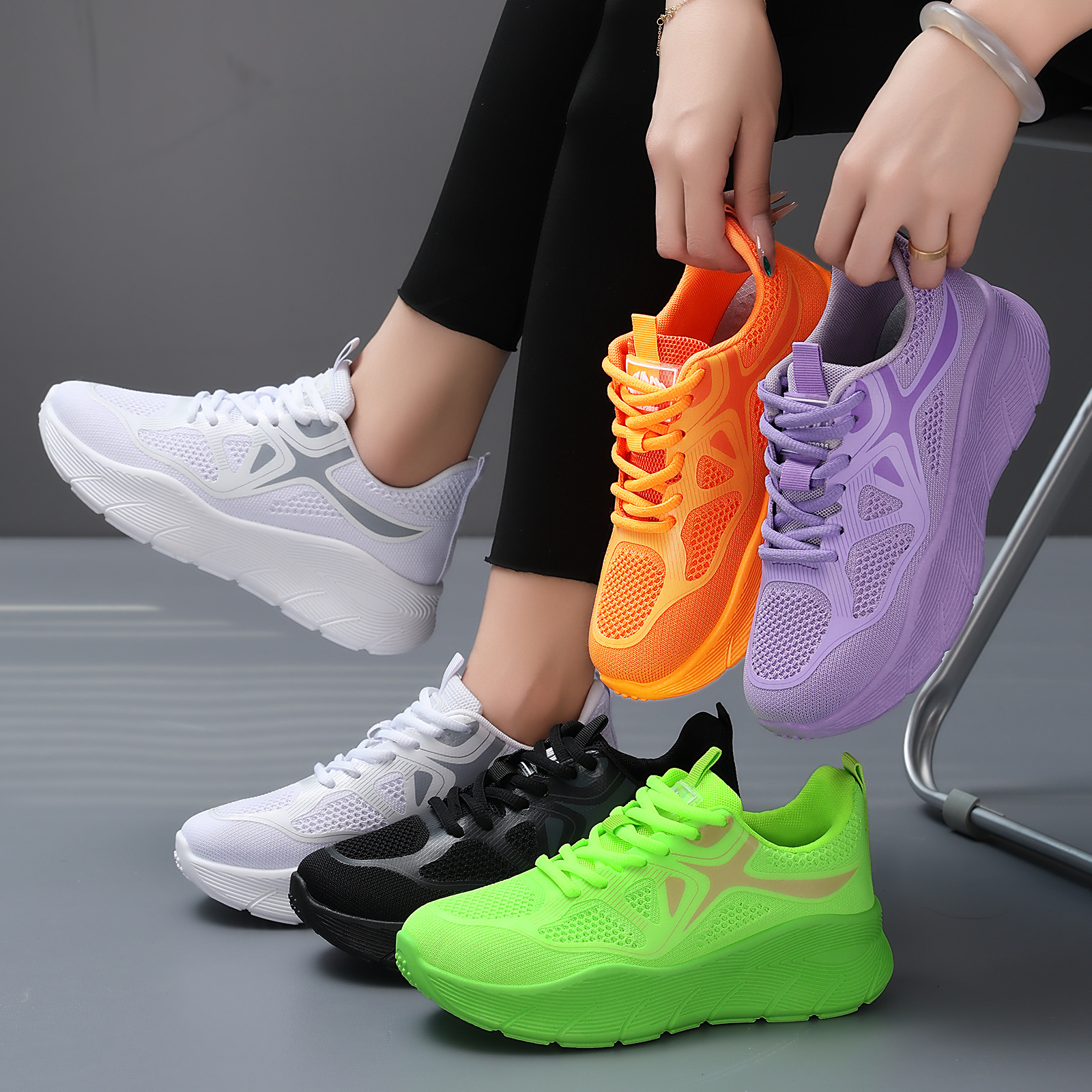 New versatile women's shoes, new sports shoes, Feizhi net shoes, cross-border delivery, light mouth, casual shoes, comfortable women's shoes Application Scenario