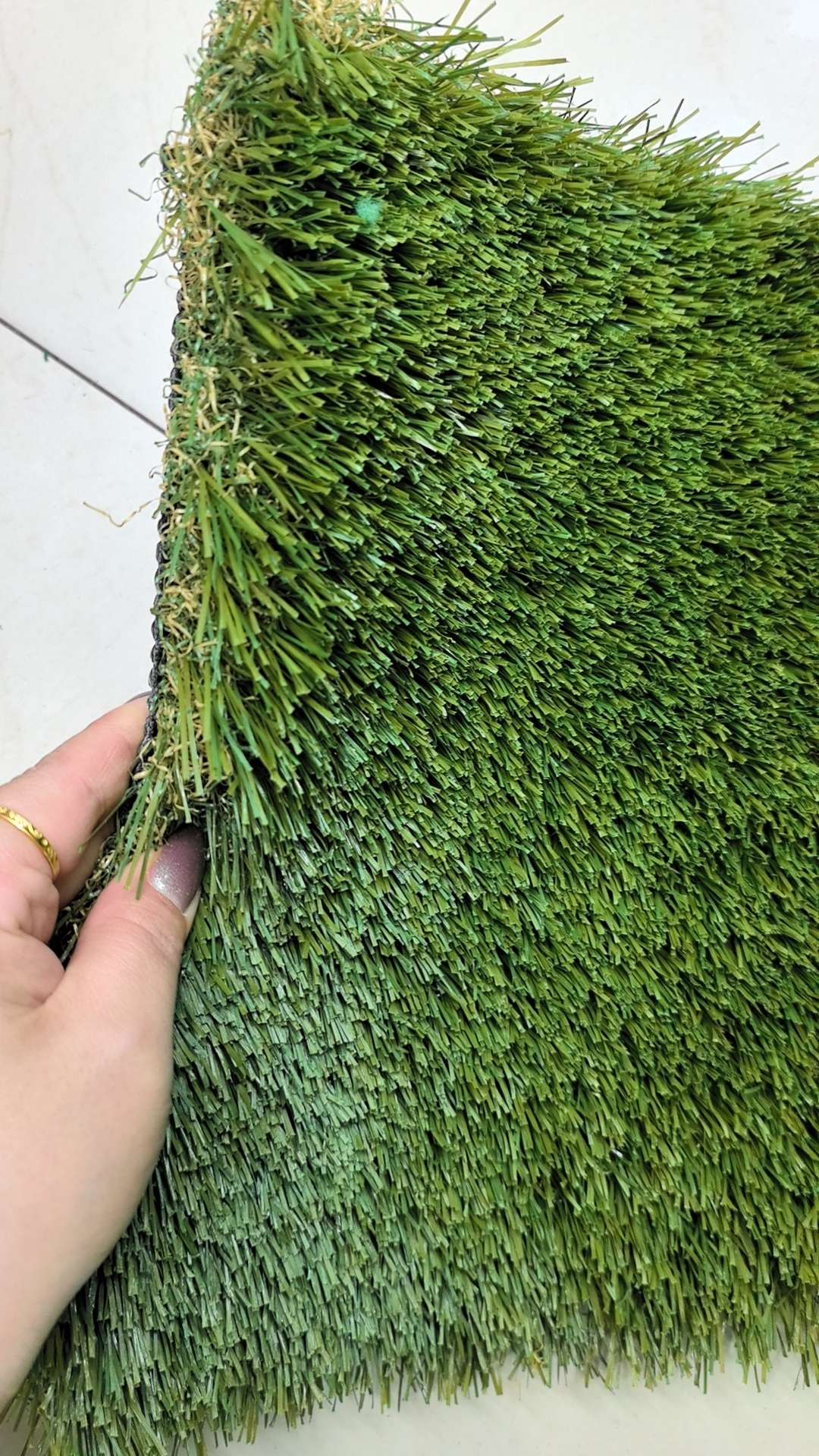 塑料仿真草坪，环保又简单。铺装方便，详情图3