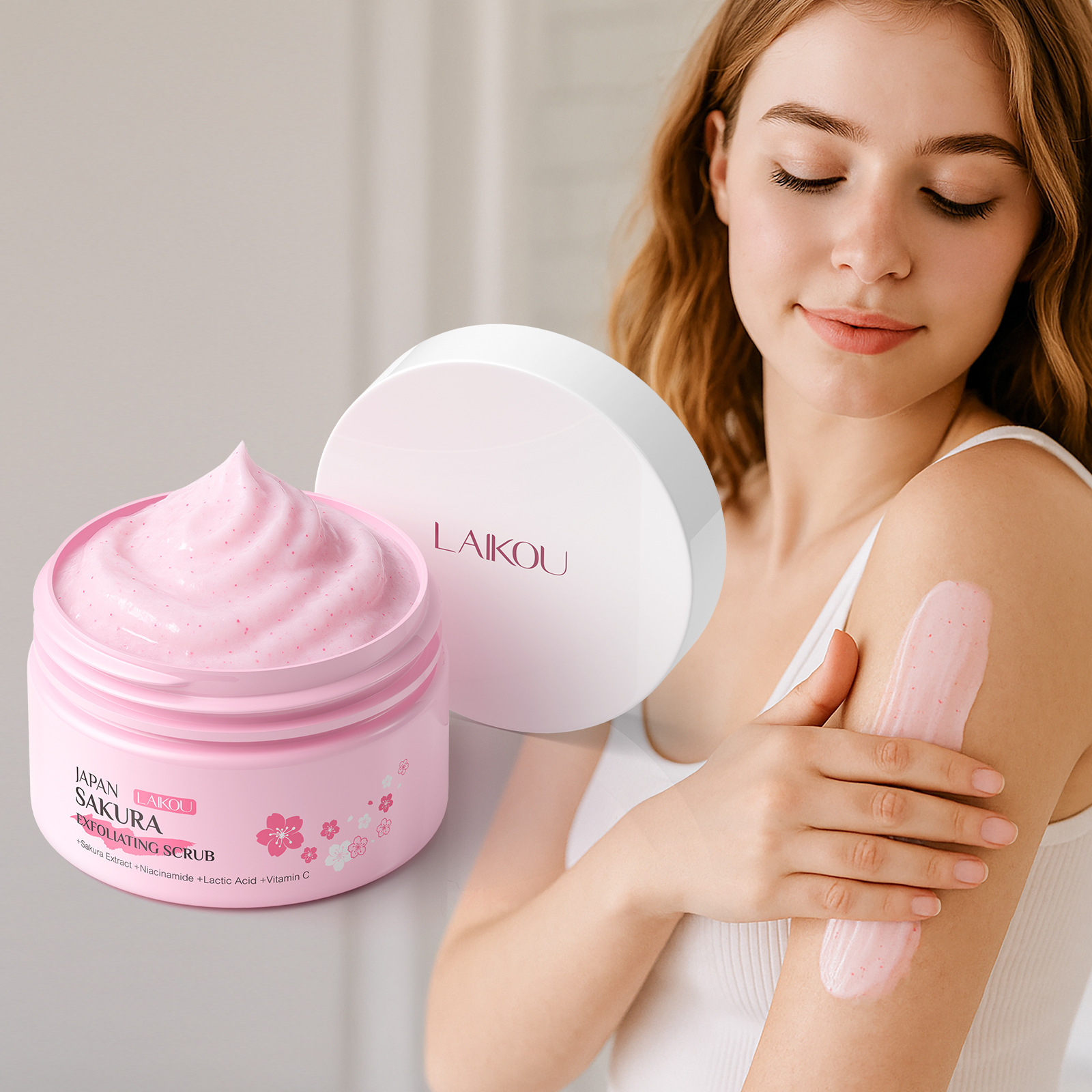 Cross-border Laicome Japanese Cherry Blossom Facial and Body Scrub 100g Cleansing, Hydrating and Moisturizing, all in English for export full figure