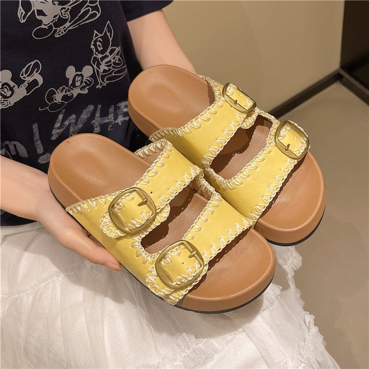 Design sense, niche thick-soled leather Burken shoes, slippers, women's shoes, summer silver flip-flops, casual beach shoes Application Scenario