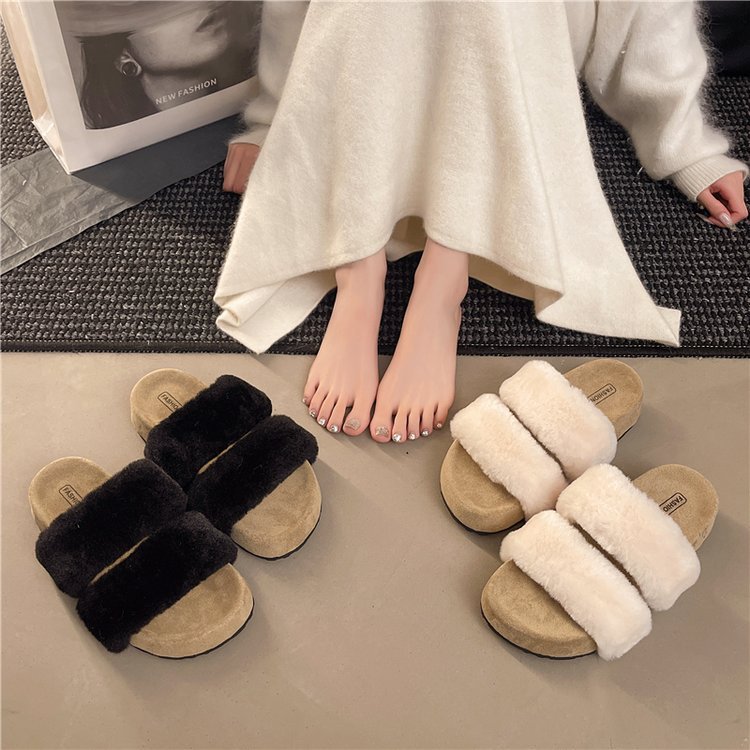 White thick-soled woolen slippers for women's outerwear, a new style of fluffy and fleece one-line cotton slippers in the autumn of 2025 Application Scenario