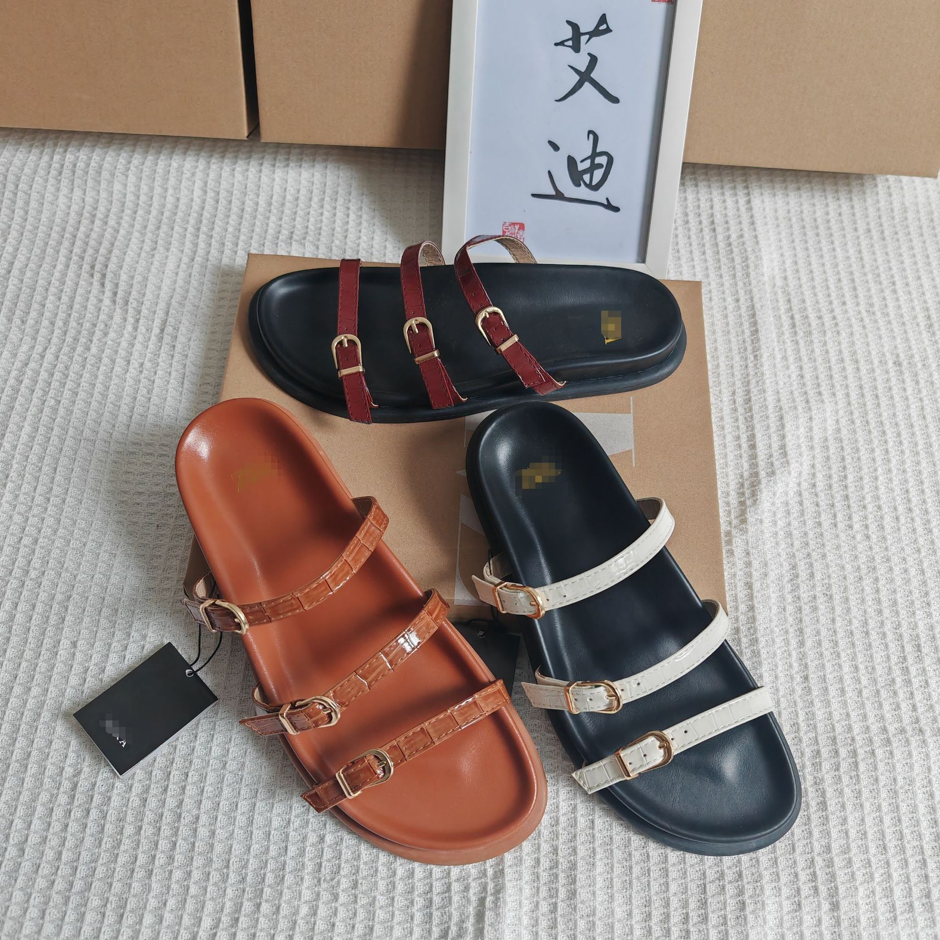 Factory wholesale ZA original order foreign trade new style shoes, three-button slippers, fashionable and versatile thick-soled sandals slippers Specification drawing