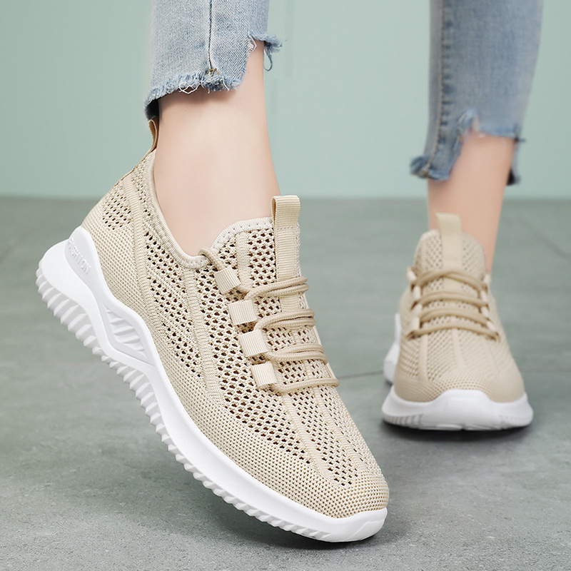 New and versatile women's shoes for export, breathable mesh shoes, soft-soled, comfortable mom shoes, casual sports shoes, consignment details Picture