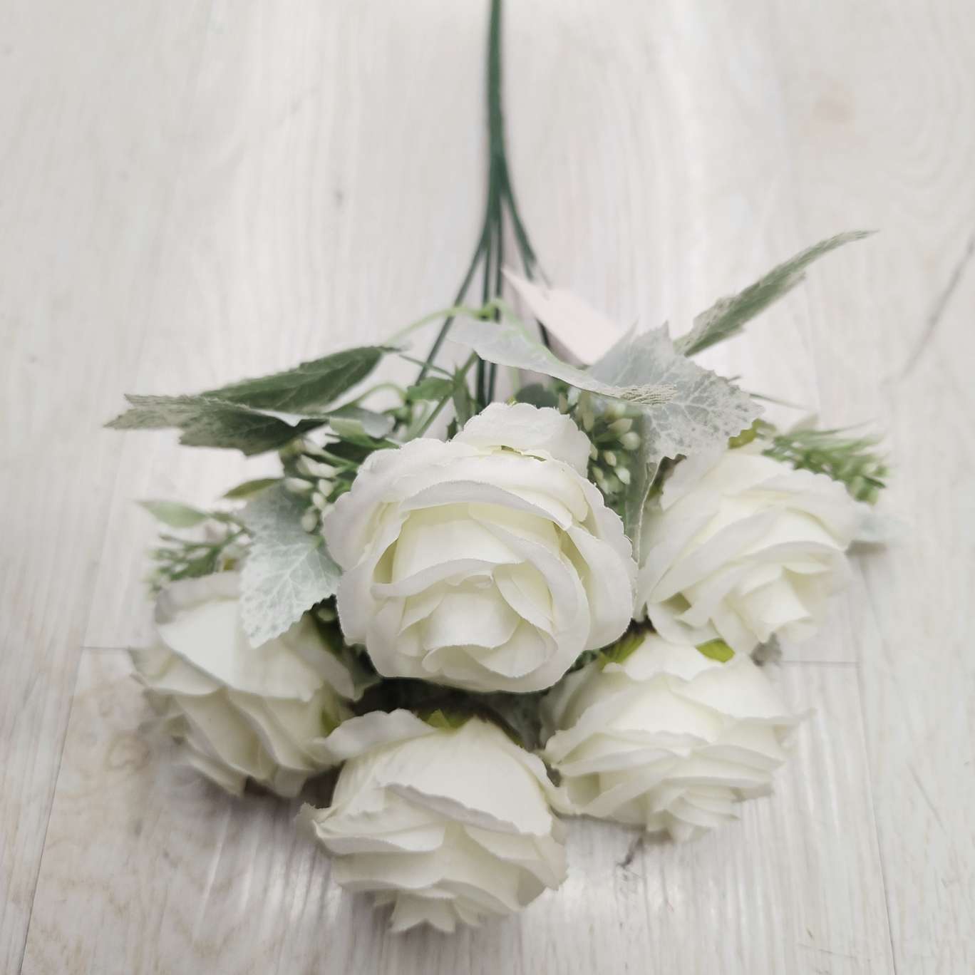 5-head diamond rose office simulation garden rose stem bouquet decoration detail image 3