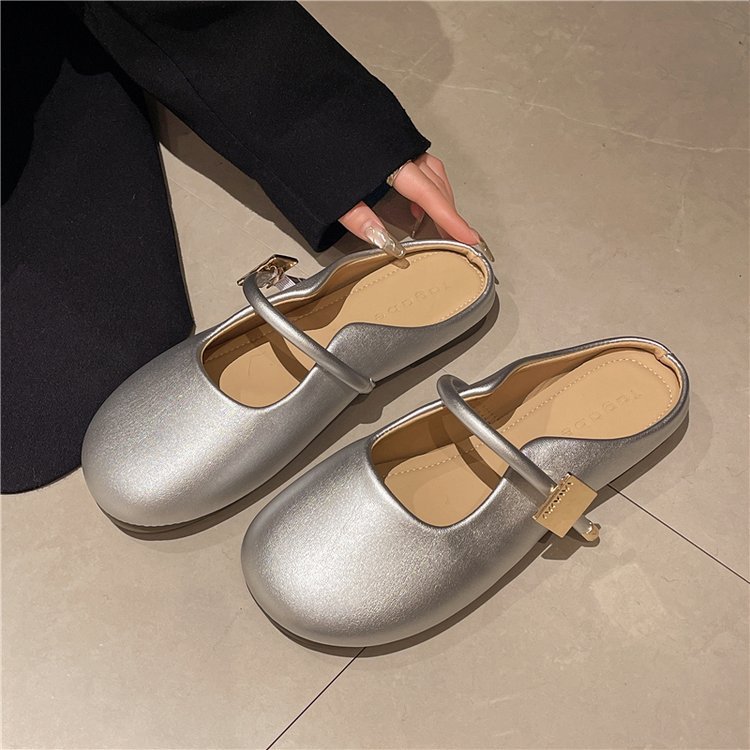 Size 35-41, retro headwear, one-foot soft-soled half-slipper, women's outerwear, lazy mules, soft leather back empty slipper Application Scenario