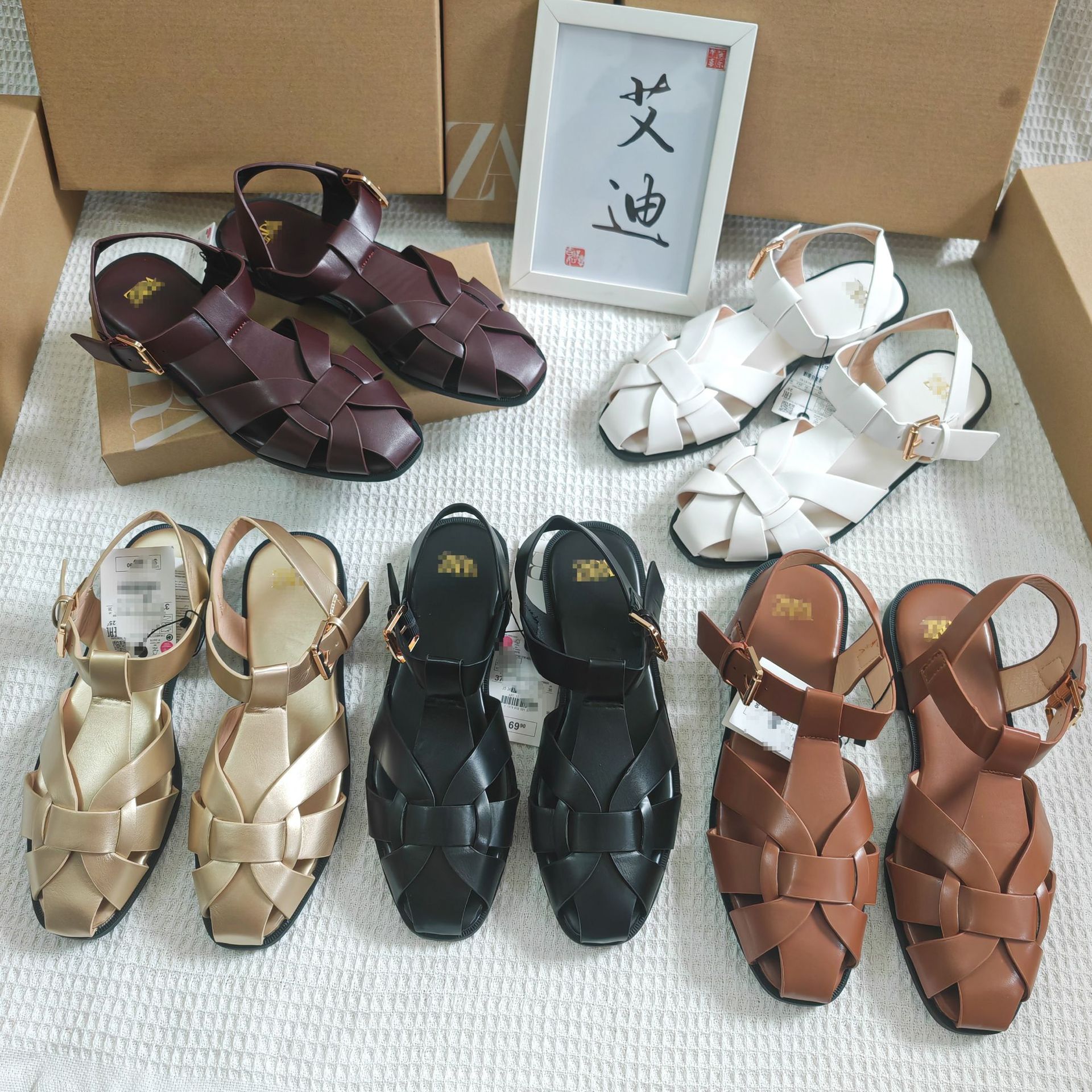 Wholesale of ZAR original single unpacked woven flat Roman sandals for women with a loop and a back strap full figure