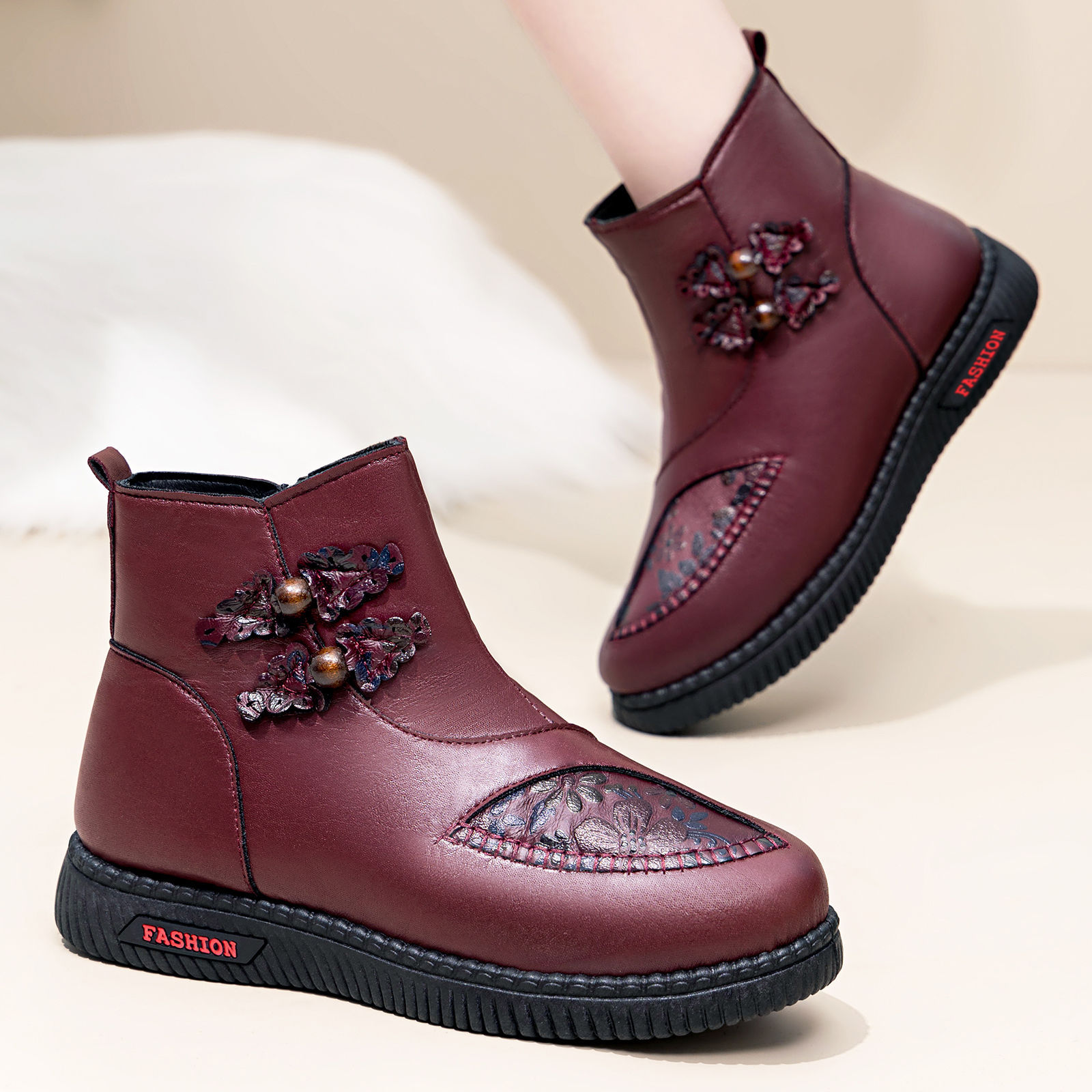 New winter cross-border cotton shoes for women, with added fleece and thickened waterproof snow boots, anti-slip mom shoes and warm cotton boots Specification drawing