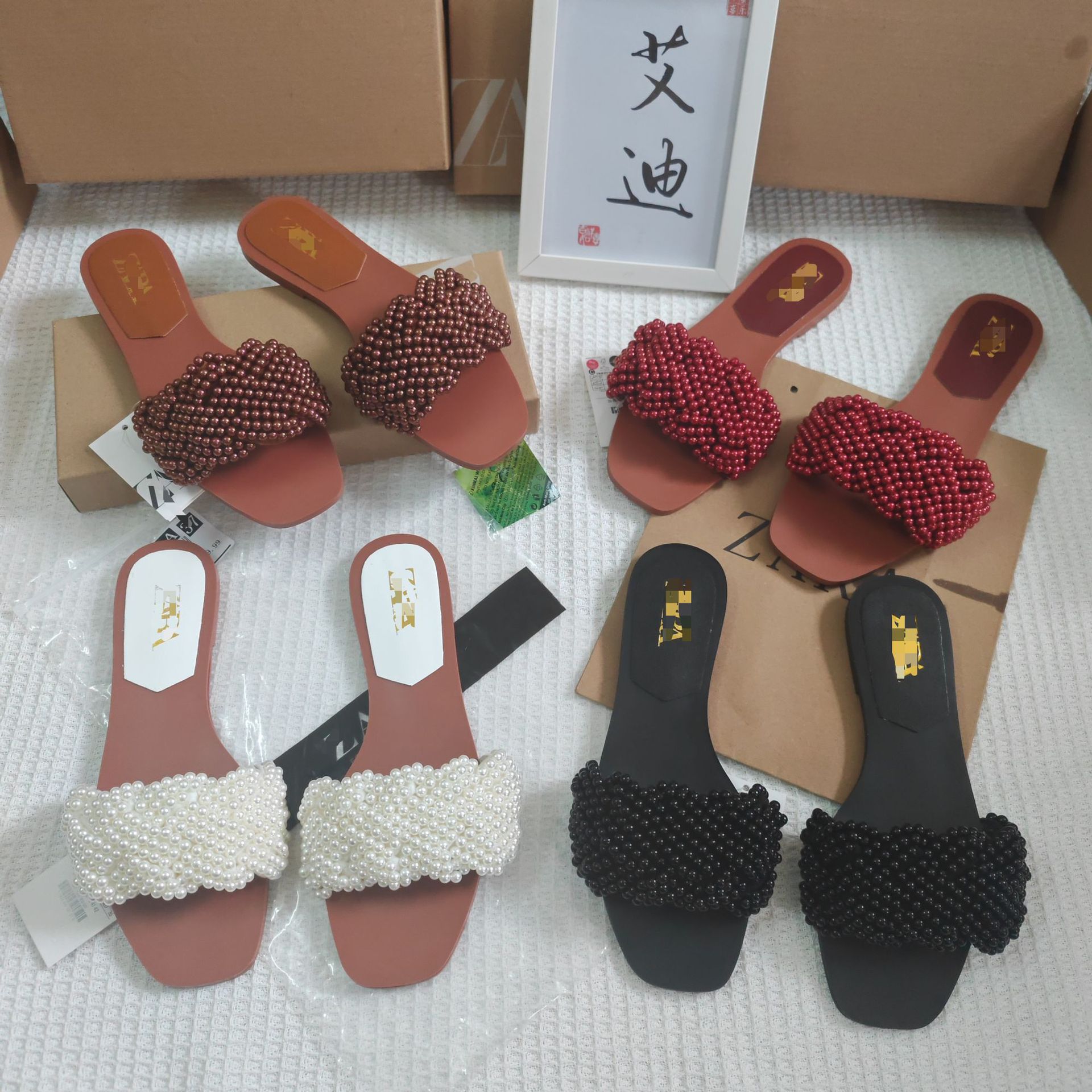 In-stock export ZA original single women's flat sandals with artificial pearl inlay and fashionable square toe one-strap for outerwear details Picture
