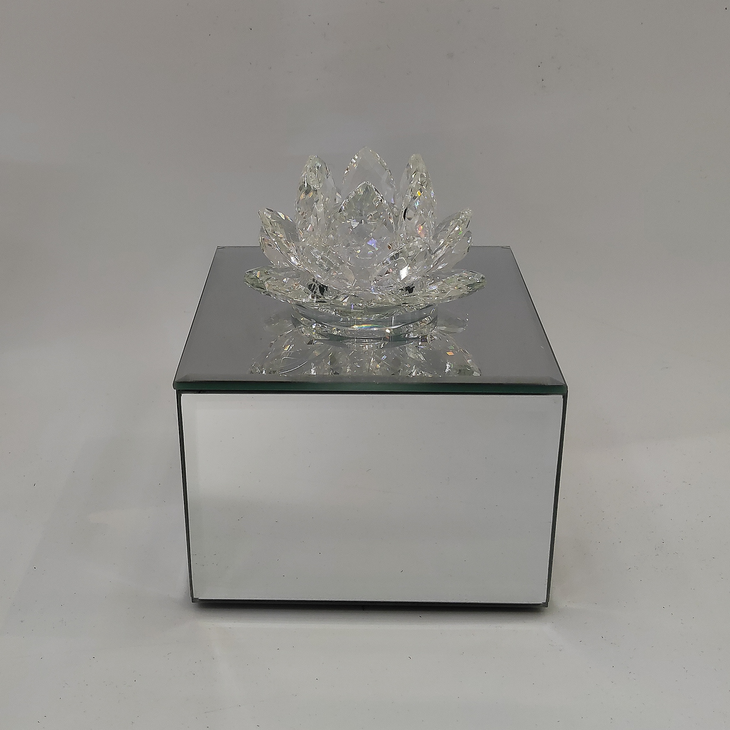 水晶玻璃首饰盒饰品收纳防尘盒