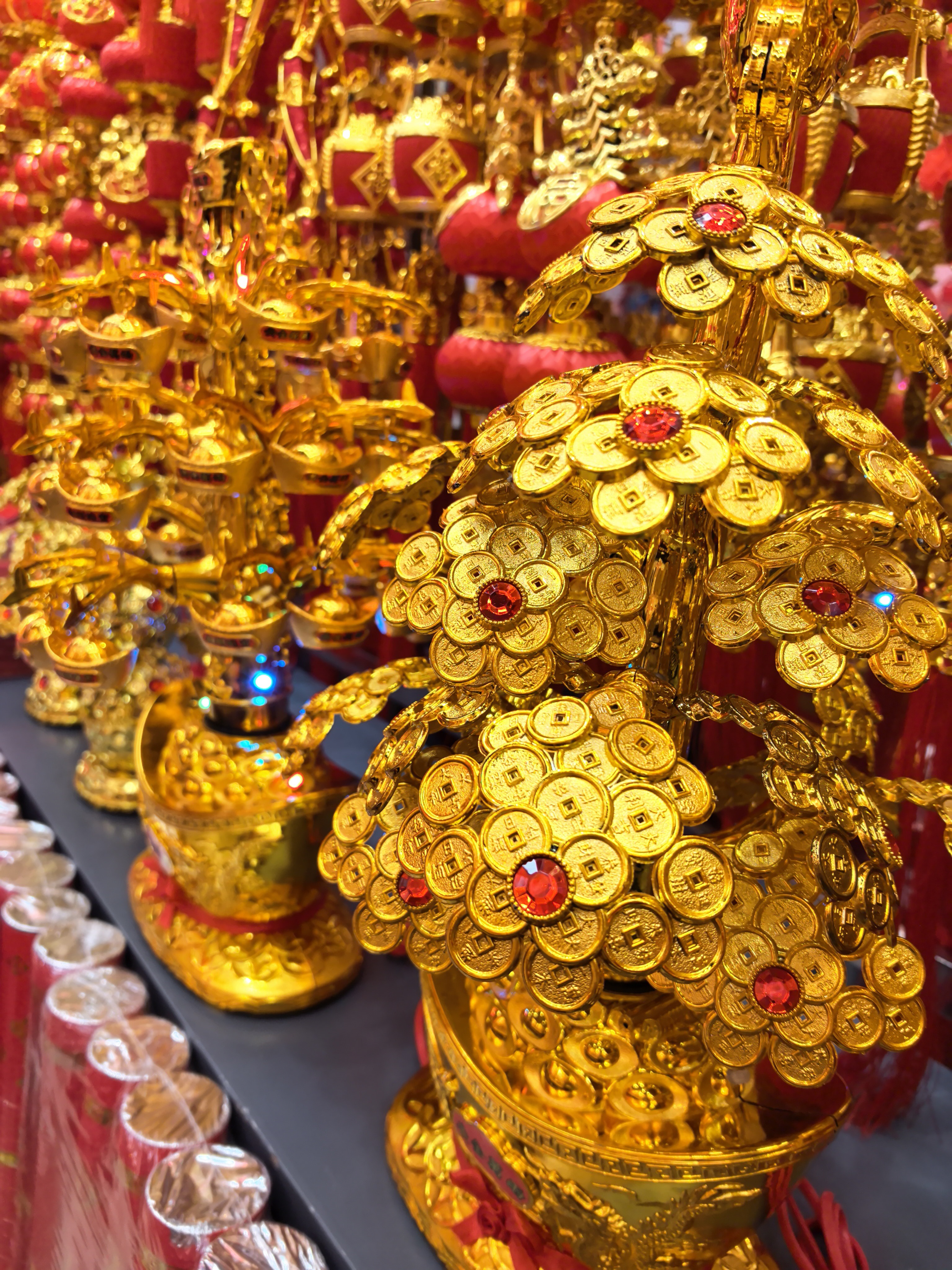 摇钱树，发财树，金钱树，聚宝盆喜慶擺件家居白底实物图