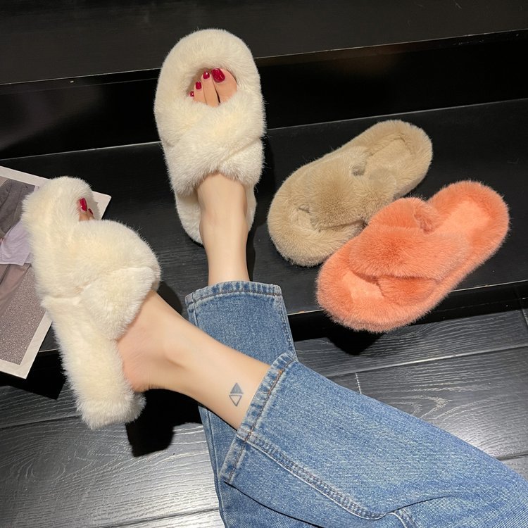 2025 Autumn and winter casual thick-soled, versatile, fashionable and niche Instagram cross fleece fleece slippers details Picture